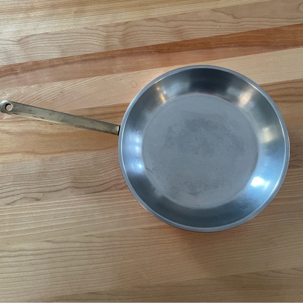 Culinox Stainless Steel Frying Pan with copper bottom. 10 inches in diameter.